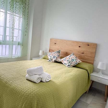 Apartamentos Don Diego La Carihuela Torremolinos Exteriör bild